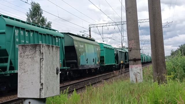 ЭП2К Валерий Ковалев поезд Арктика и одинокий ЧС2Т на Перегон Мга - Назия Платформа Михайловская