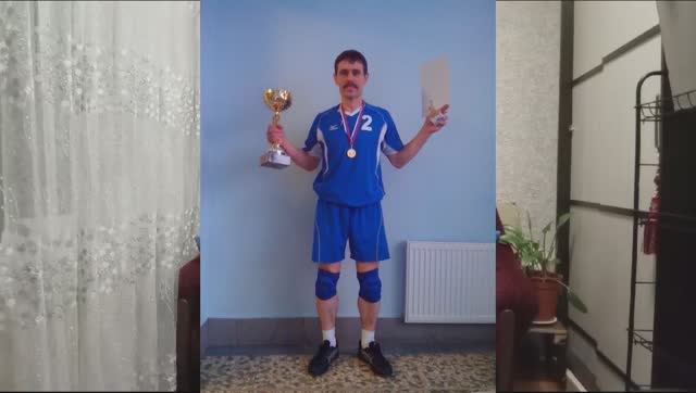 Ветеранский коллектив. Песня под гитару.