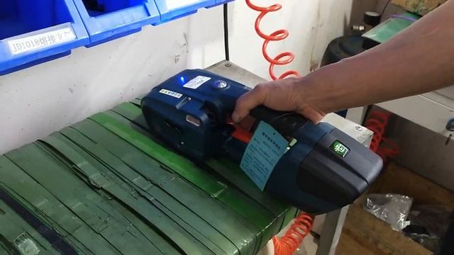Стреппинг инструмент аккумуляторный 13/16 мм.