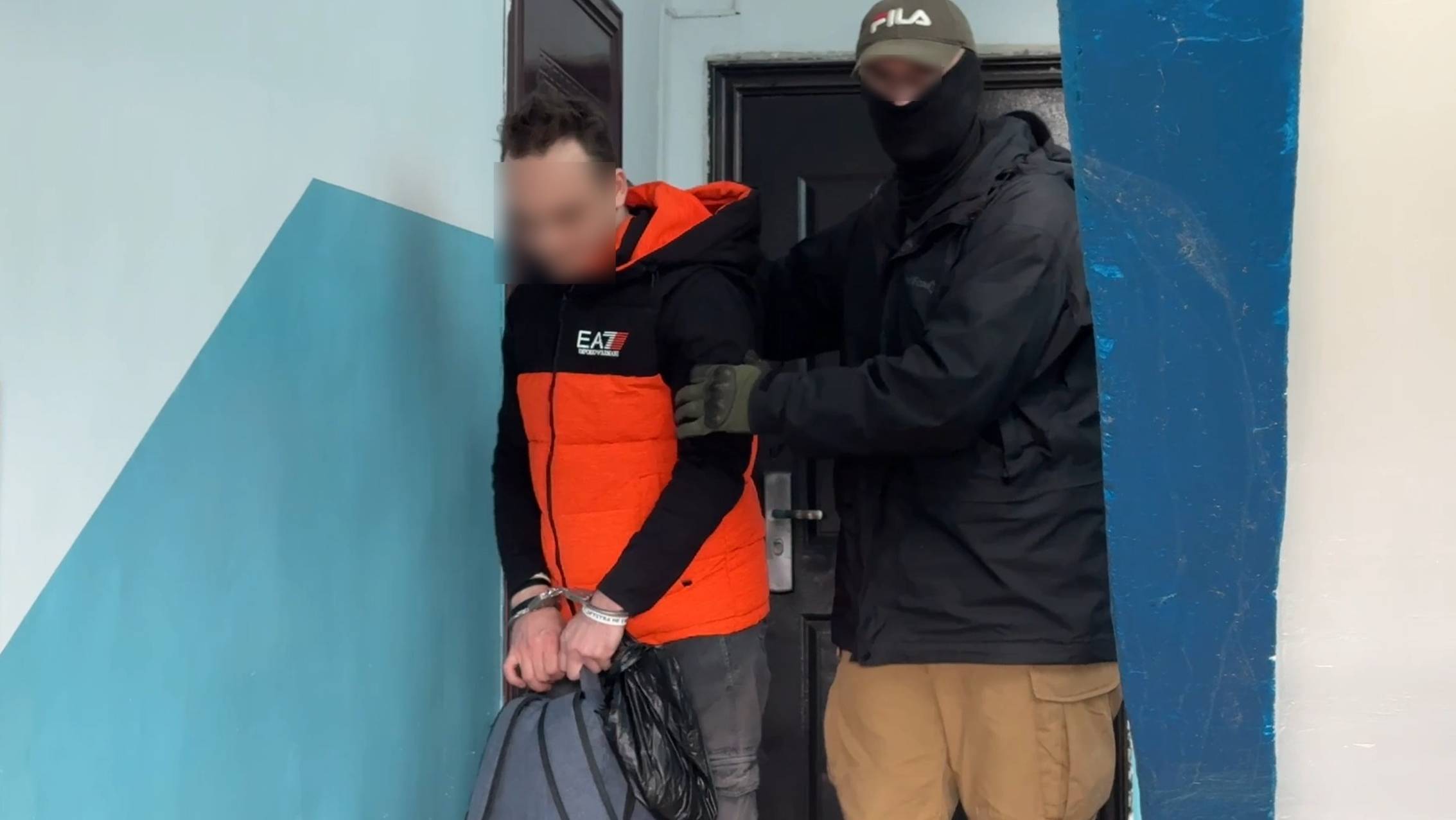 Видео