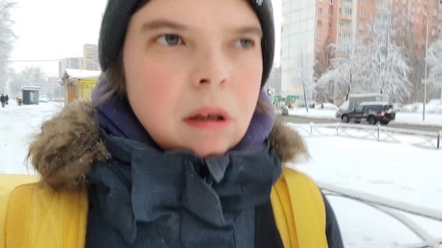 ВЫШЛА В ЯНДЕКС ЕДУ ХОЖУ ПЕШКОМ АДСКАЯ СМЕНА #курьеры #доставка