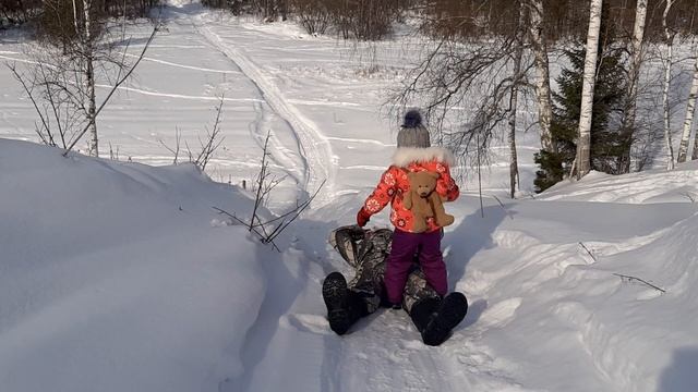 в тайге с дочерью