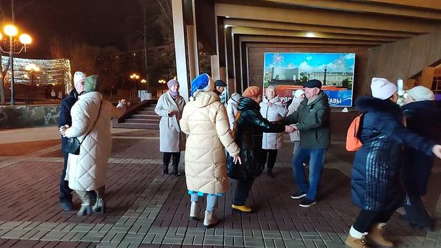 Гуляет весь народ..... 27.12.24.