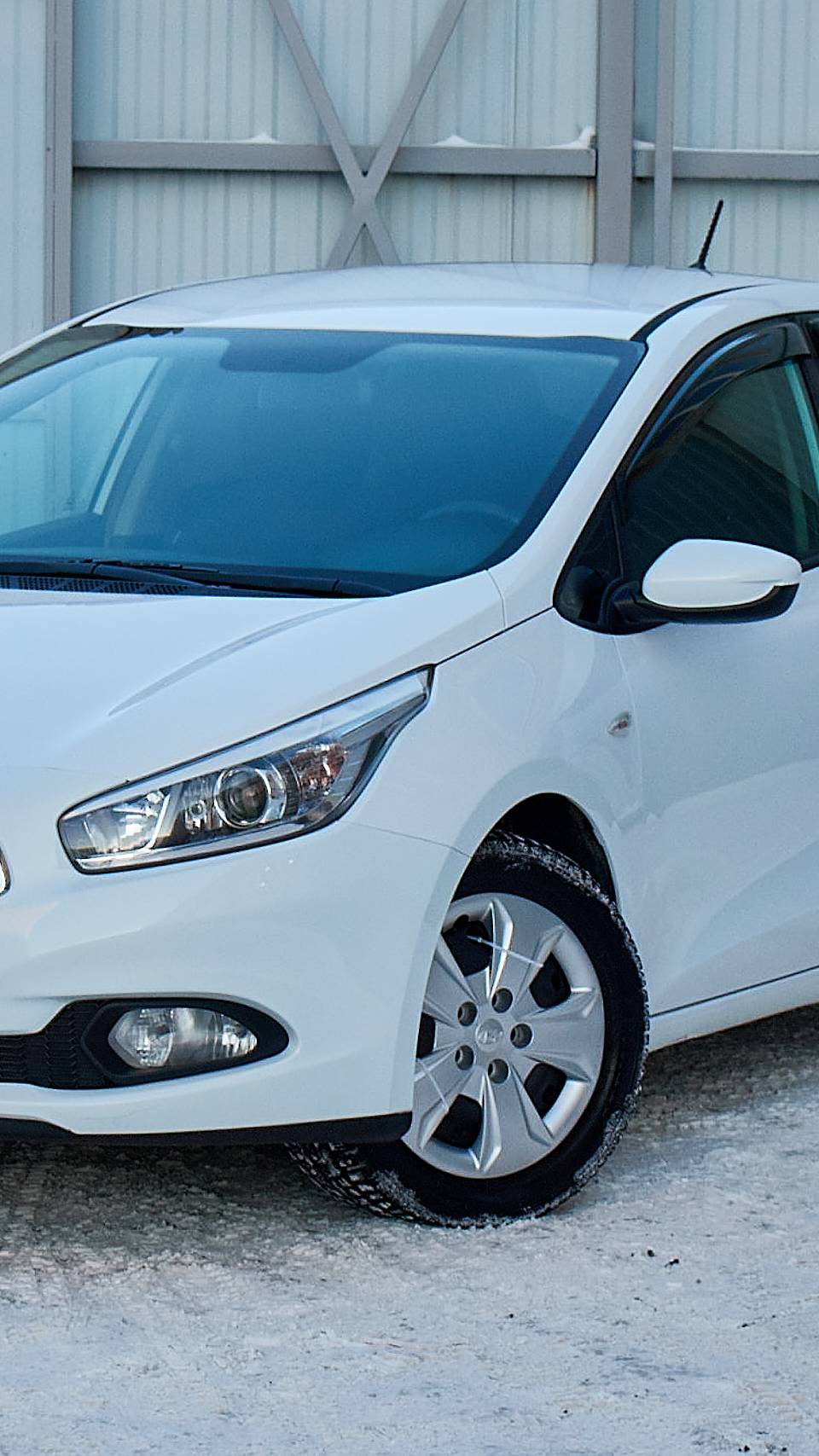 Обзор на Kia Ceed Хетчбэк 5-дв.  1.6 AT 2013г