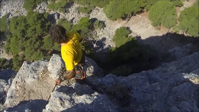 Червоный Сергей м. Айя роупджампинг в Крыму с командой Скайлайн