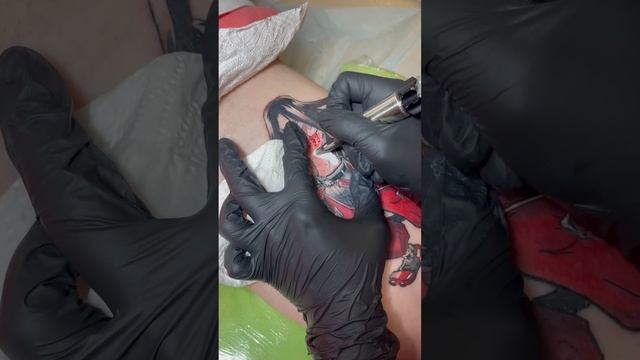 Tattoo, Лили Ярхамова.