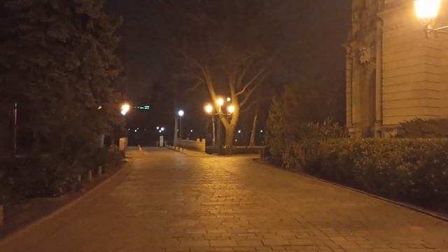 Walking/Castle made of CARDBOARD in Budapest