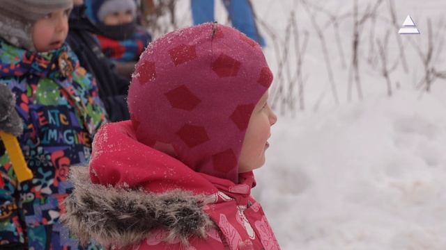 Праздник во дворе. Здравствуй новый год