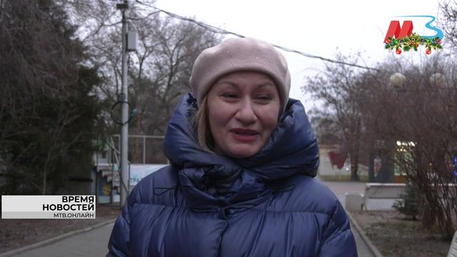 В Волгограде атмосфера праздника: горожане рады новогодним украшениям