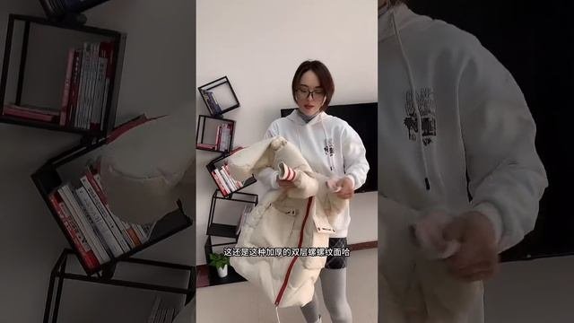 中长款拼色卫衣，减龄还好看，家人们有需要的可以去入一单 #棉服外套