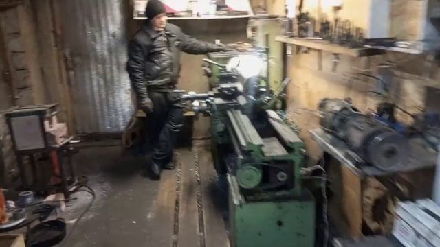 Один рабочий день. Токарных работ, два комплекта маслопрессов.