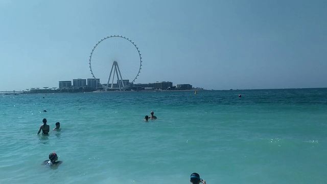 dubai marina beach