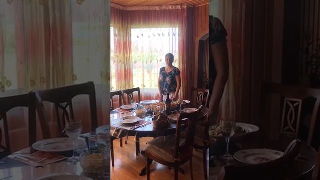 Стол накрыт. РКИ