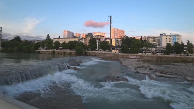 Идем в ТЦ Моремолл в Сочи
