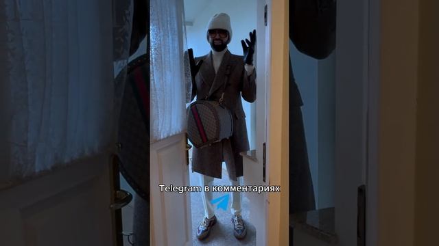 Улыбайтесь за просто так! Улыбнитесь случайному человеку рядом!