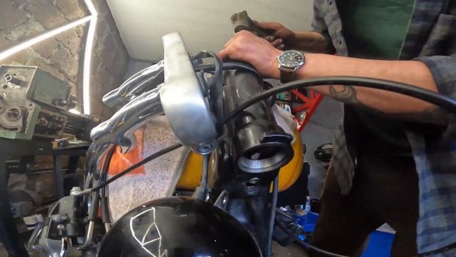 Меняем подшипники рулевой на Harley-Davidson Dyna