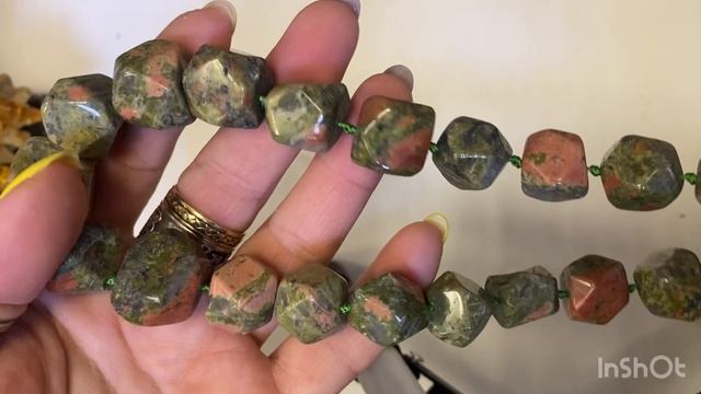 Новинки из натуральных камней.