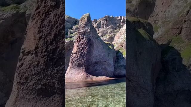 Бухта Дубовая, Приморский край, Россия. Всем отличного дня и скорейшего отпуска
