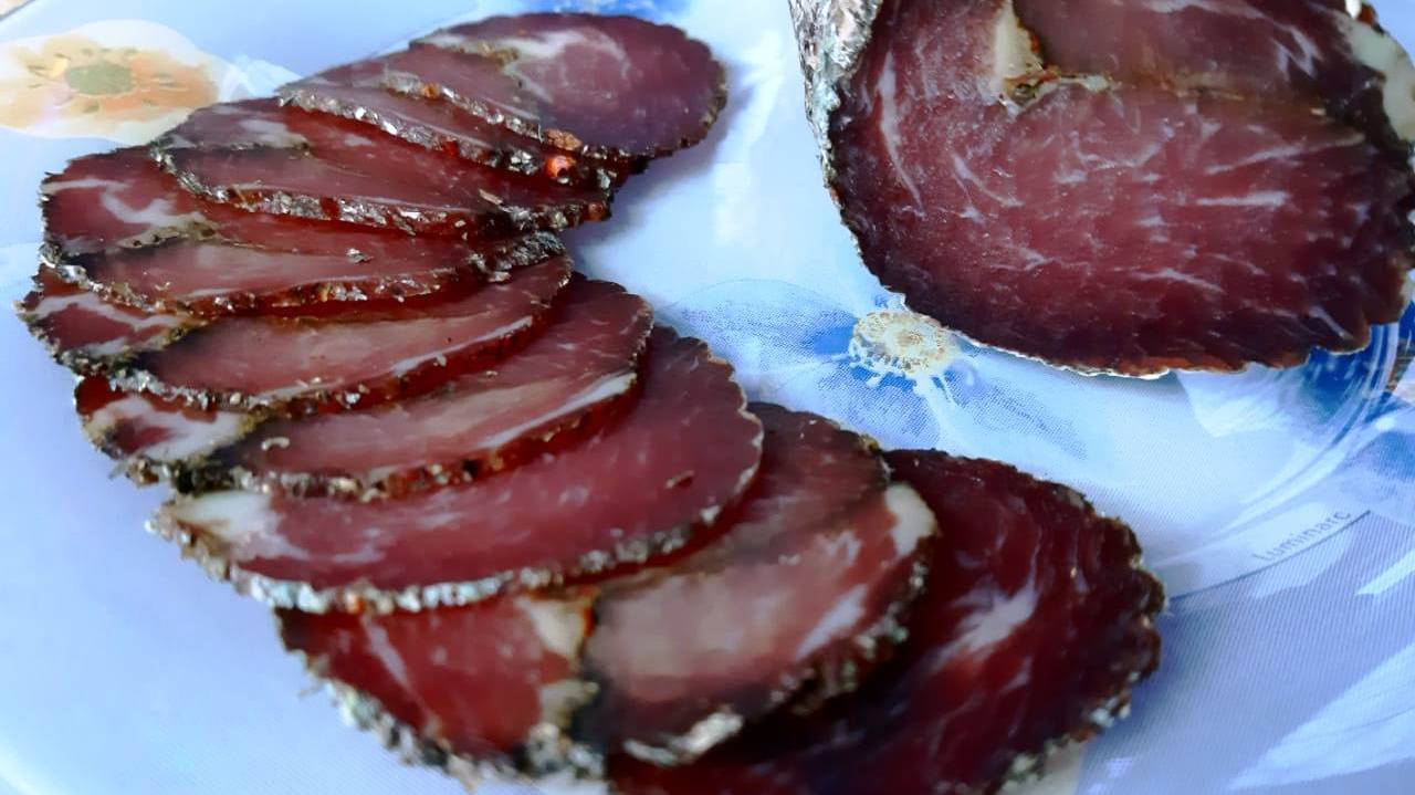 Коппа (Капоколло) итальянская мясная нарезка из свинины в домашних условиях