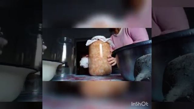 закатываем квашенную капусту и готовим борщ