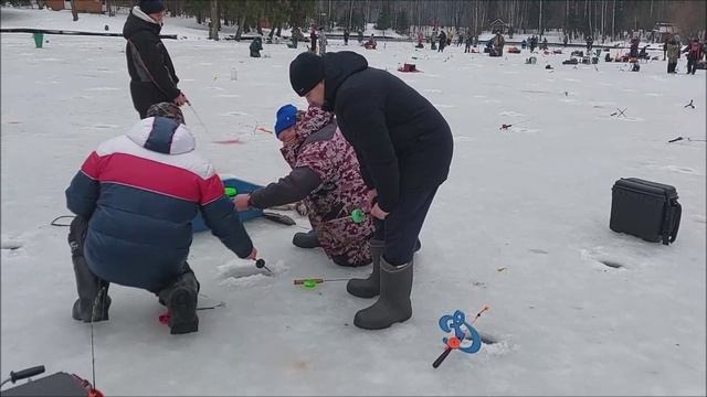 Работаем в полях. Клёвое место, Лосиный остров, нижний водоём.