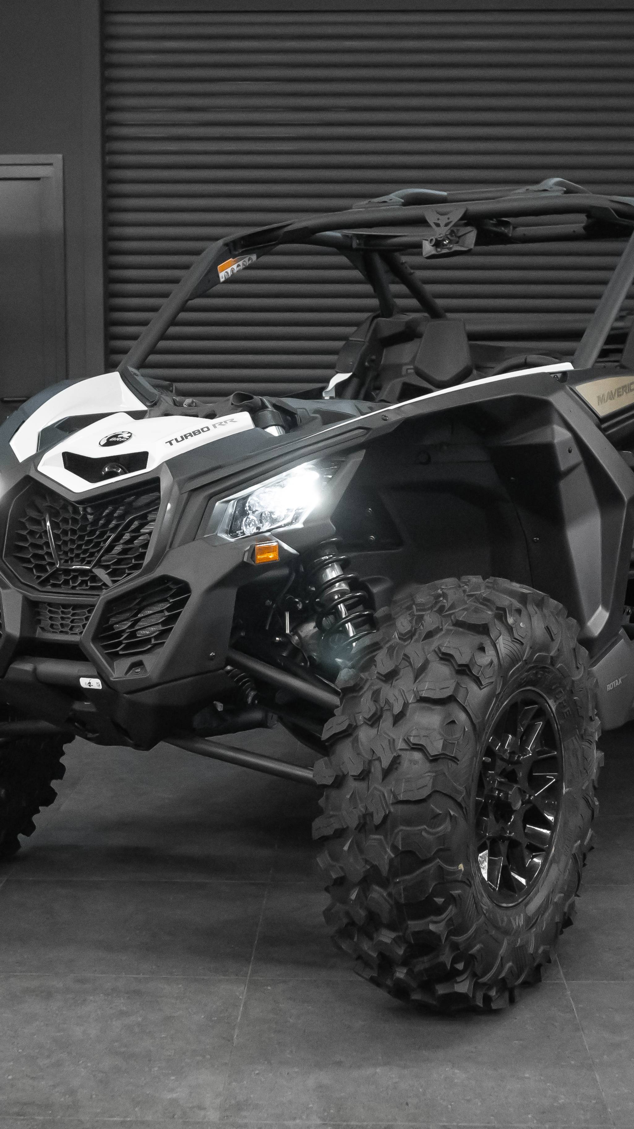 мотовездеход 200 лс CAN-AM MAVERICK DS TURBO RR