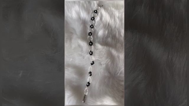 браслетик из бисера