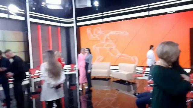 Шоу должно продолжаться