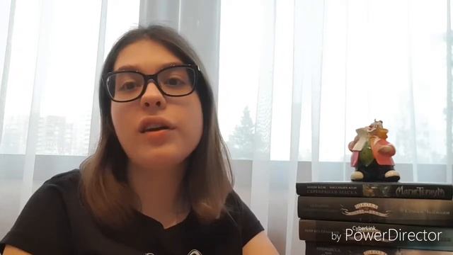 ПРОЧИТАННОЕ в ноябре: "Коллекционер", романтика и Гоголь