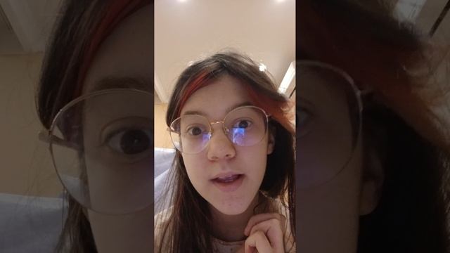 Милый портрет девушки но это ХОРРОР! DarsaVIP play Политра смерти