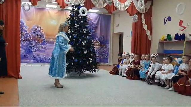 Новогодний праздник