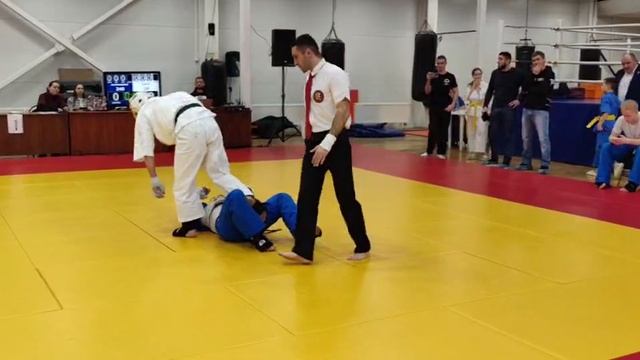 Финал Кубок памяти сотрудников ФСБ Вологда. Прохоров Роман Череповец -Попов Максим Вологда 240ед.