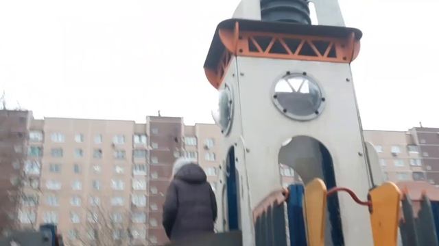 убегаем от монстра! с Машей-моей лучшей подругой