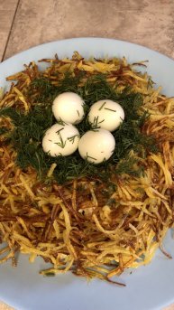 Новогодний салат. Гнездо глухаря