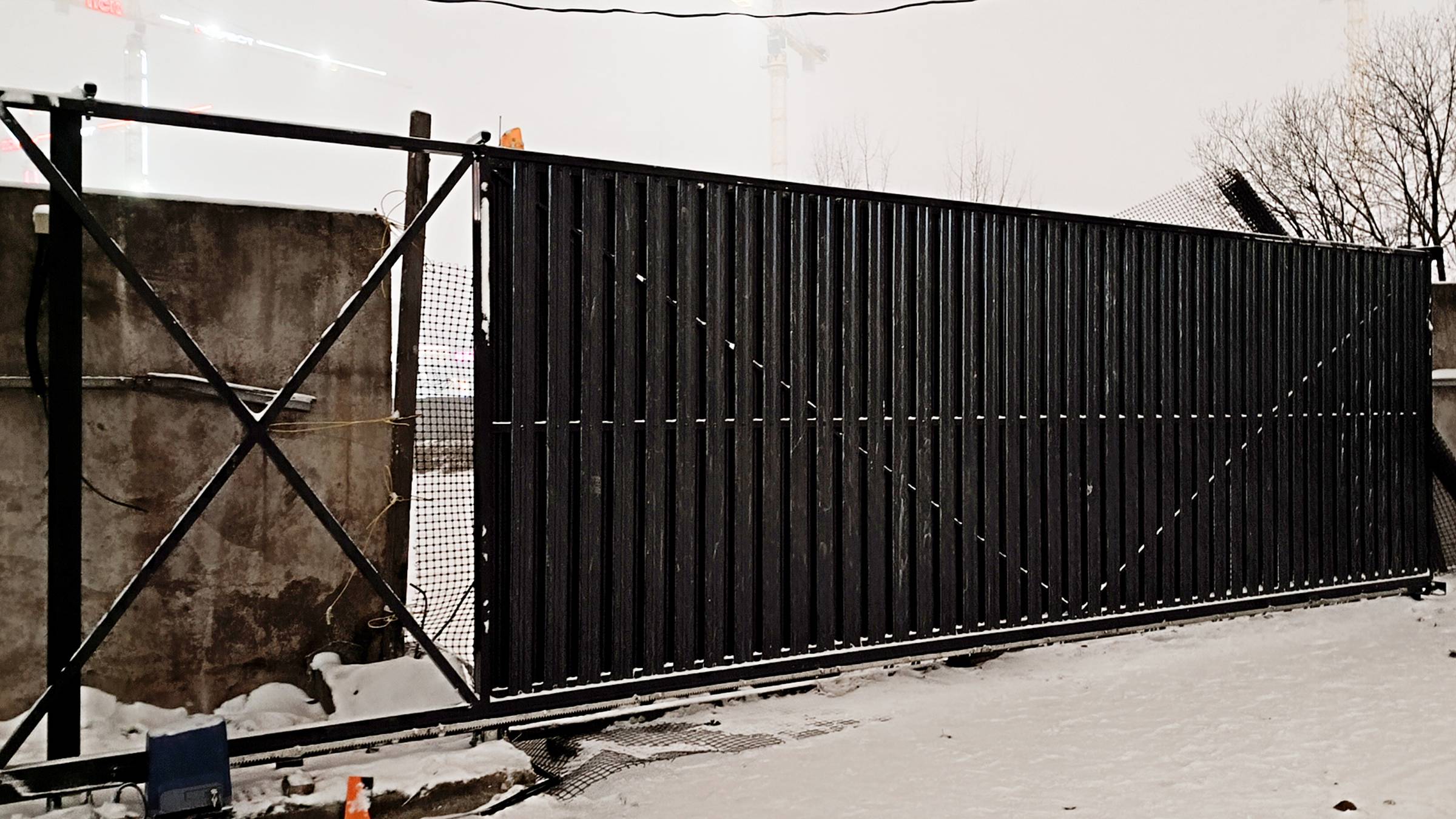 Откатные ворота с автоматическим электроприводом Ролтэк