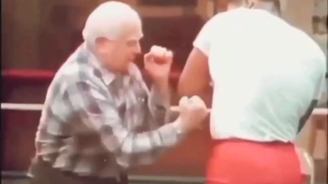 Видео by Кулаки #5995