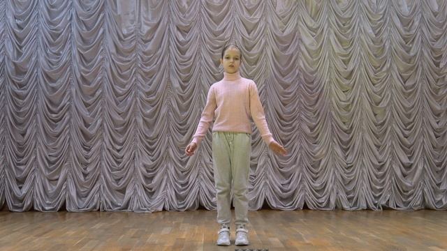 Стихотворение «Медведь» Владимир Луганской. Читает Анна Секиркина.