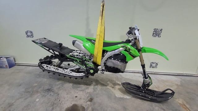 Вес гусеничного мотоцикла  Кавасаки#сноубайк #snowbike #моехобби