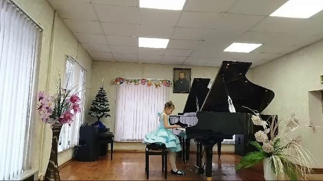 Прокопьева Арина, ДШИ №4 им. М.А.Балакирева, г. Липецк, Л.Бетховен "Контраданс-экосез"
