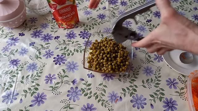 Очень Вкусный и Быстрый Салат на скорую руку за 5 мин !!!