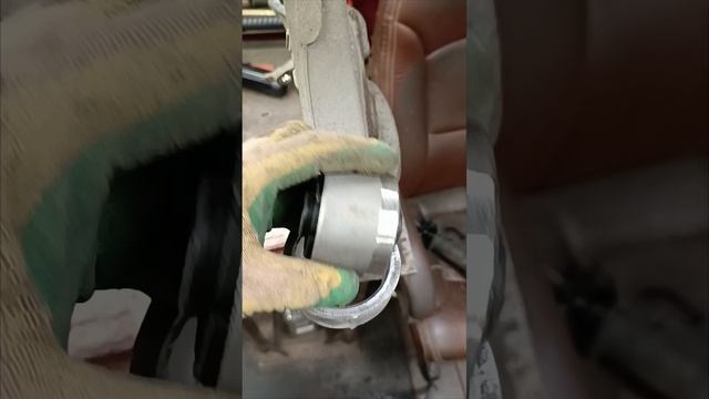 Форд Мондео.Сайлентблоки задней подвески.