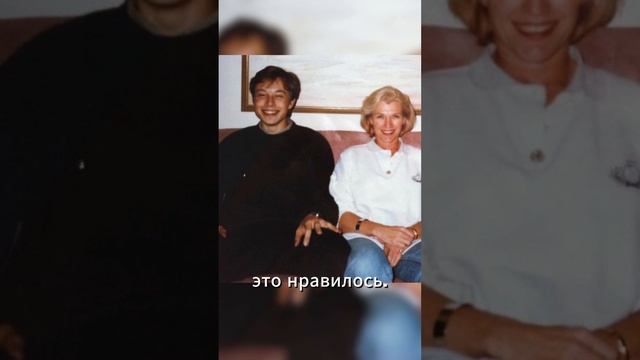 Мэй Маск: Илон носил один и тот костюм каждый день