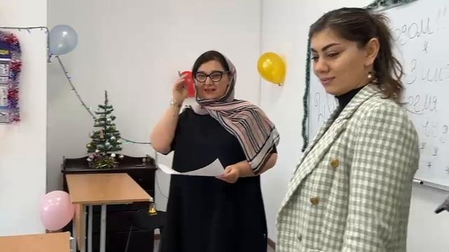 Приняли участие в конкурсе «Лучшее новогоднее оформление кабинета»