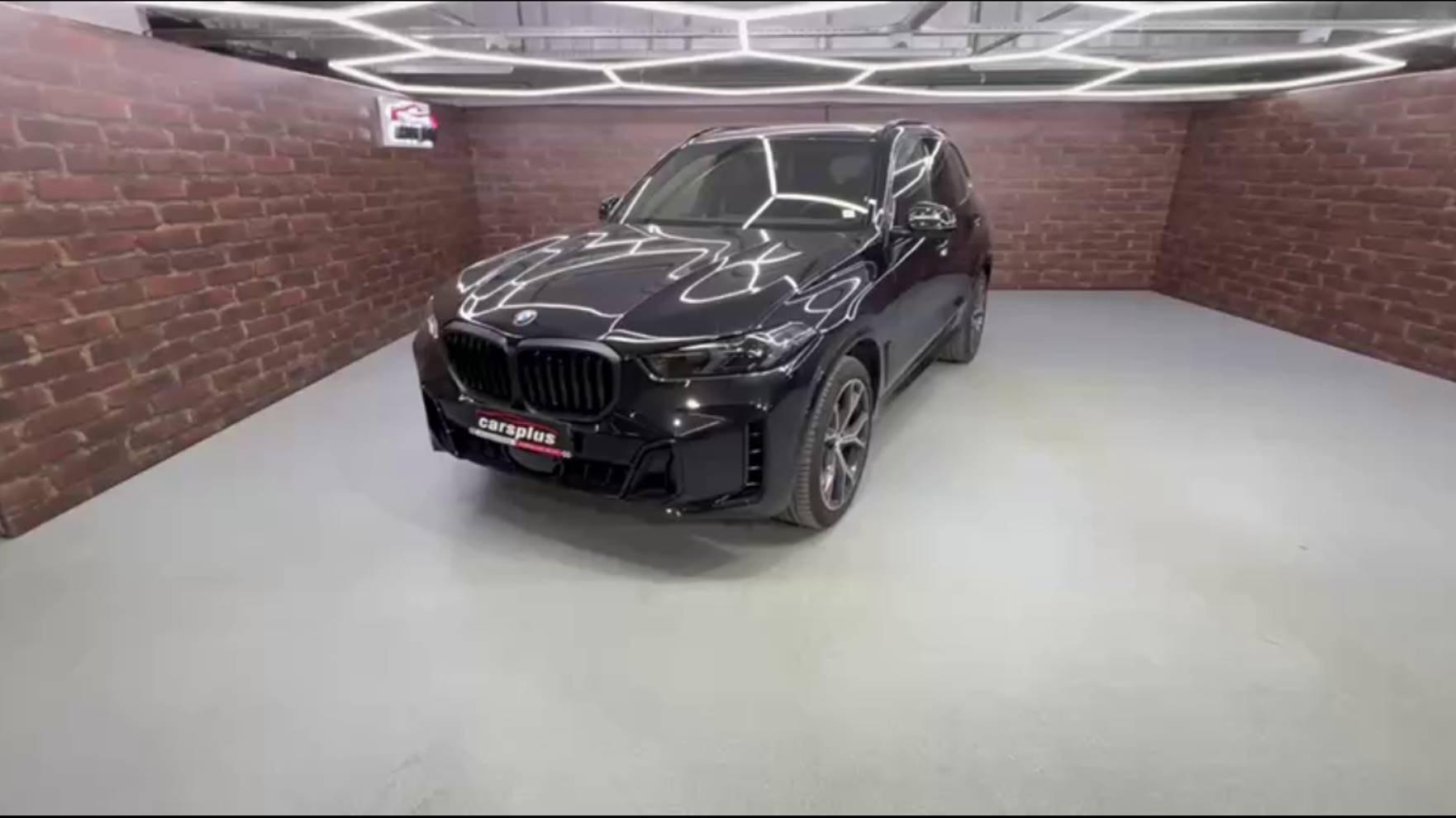 В наличии BMW X5 👇