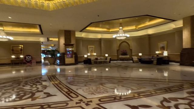 Emirates Palace . Абу-Даби.