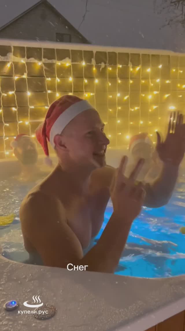ДЕД МОРОЗ 🎅 в купели? 😮