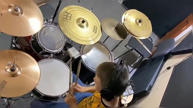 Bon Jovi - It's my Life(Барабанная кавер-версия от Ивана Пермякова).mp4