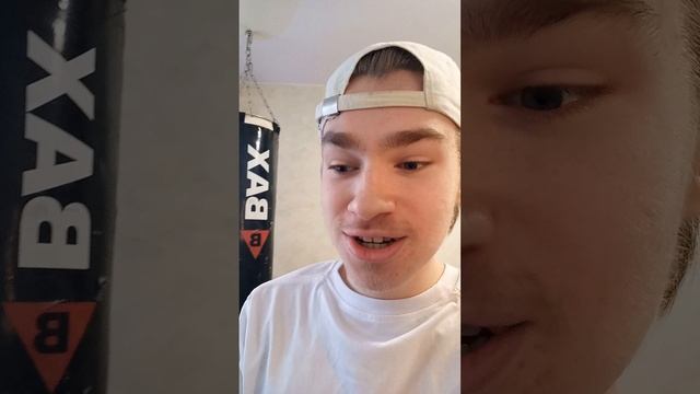 НАЛИЧКОЙ ИЛИ ПО КАРТЕ ?