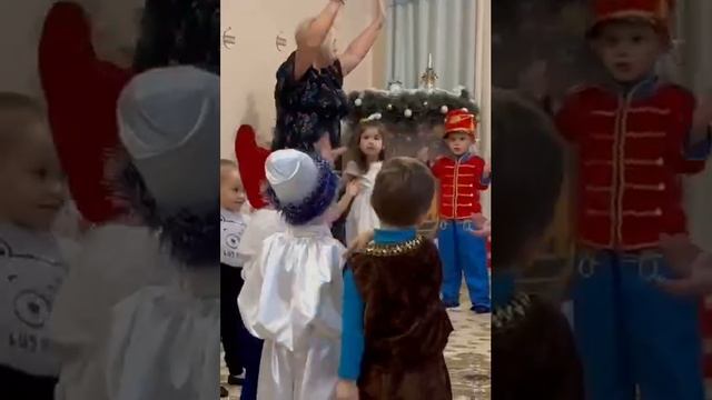 Утренник в группе "Родничок"