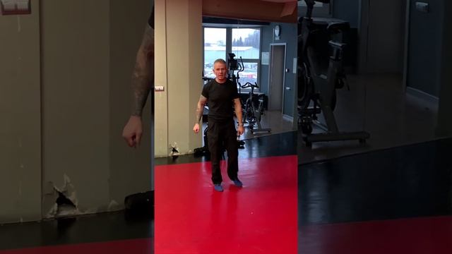 🔪Связка «Обратный - обратный колющие удары»🔪